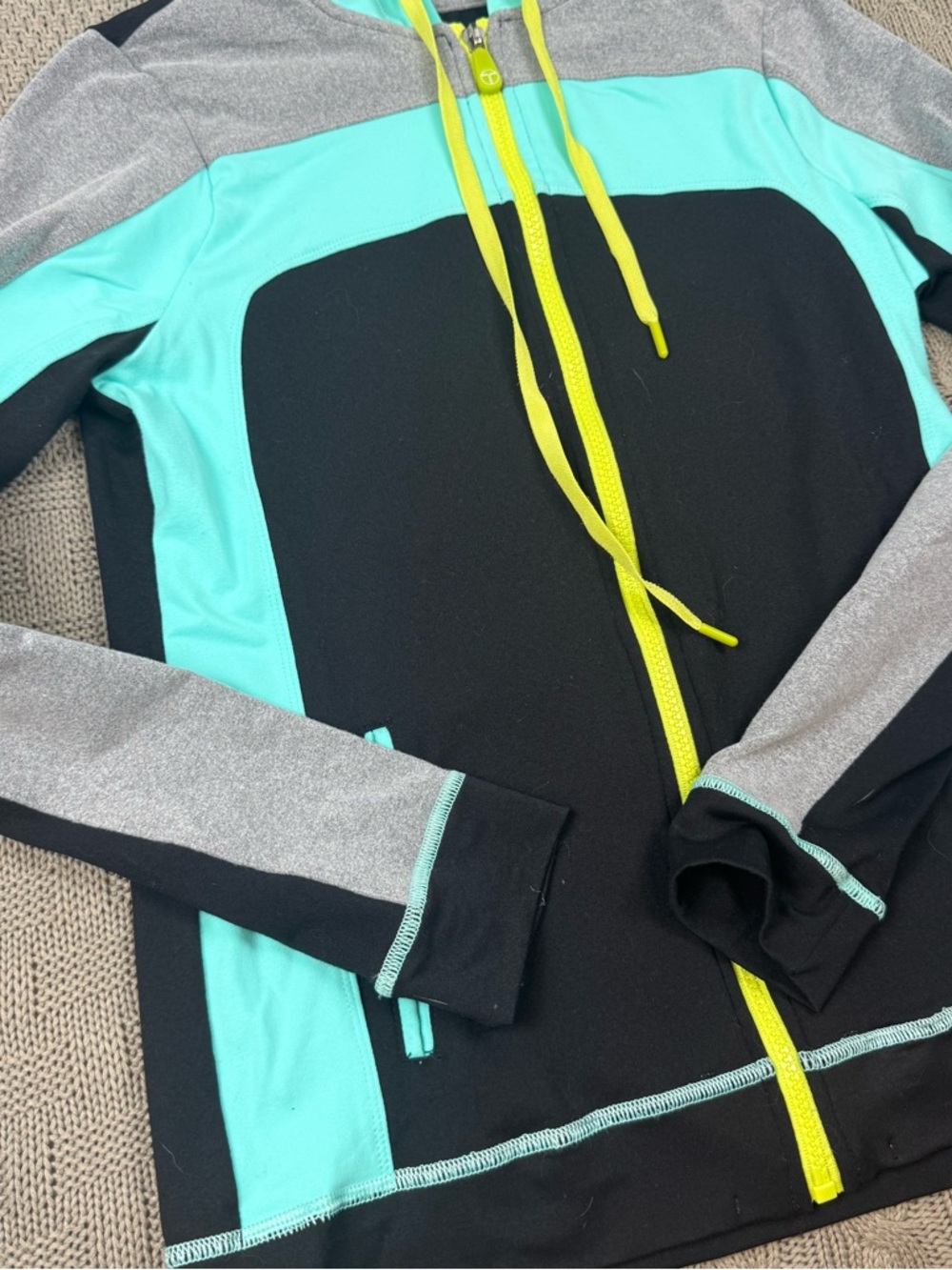 Trina Turk Recreation Teal, Black & Gray Colorblock Hoodie with Yellow Logo ~ S - Picture 5 of 12